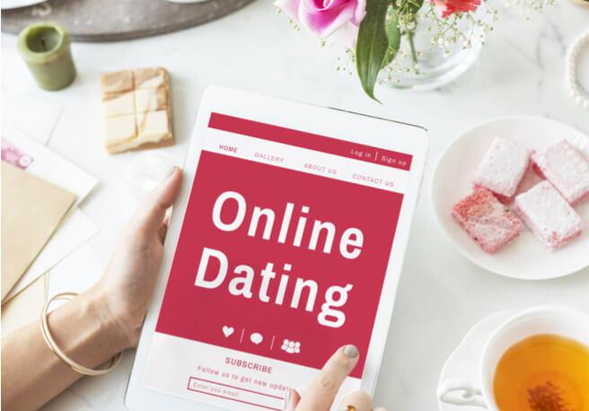 9 Important Online Dating Tips For Women